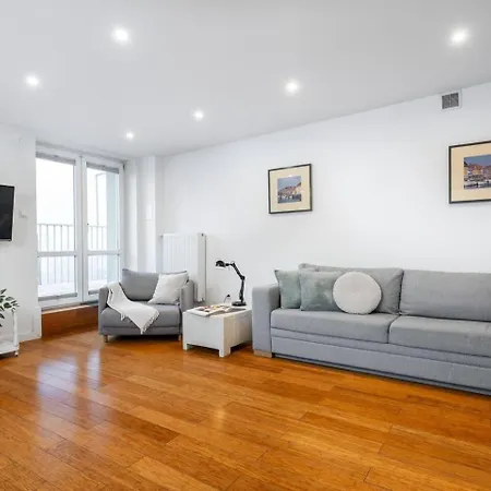 The Checkmate Ac Metro Plocka Apartamento