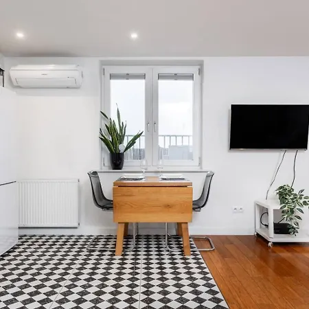 The Checkmate Ac Metro Plocka Apartamento