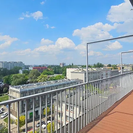 Checkmate With Terrace&ac Metro Plocka Daire Varşova
