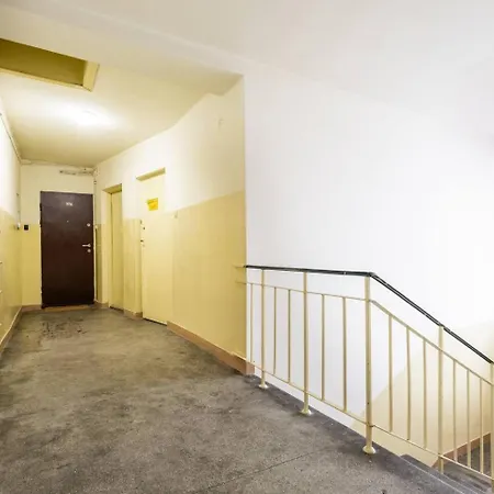 The Checkmate Ac Metro Plocka ワルシャワ